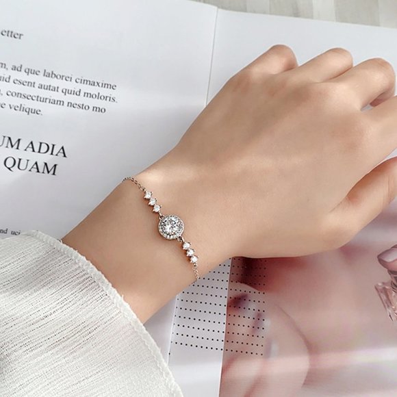 Certified 1ct. t.w. Moissanite Diamond Round Halo Bracelet NEW - Picture 5 of 11